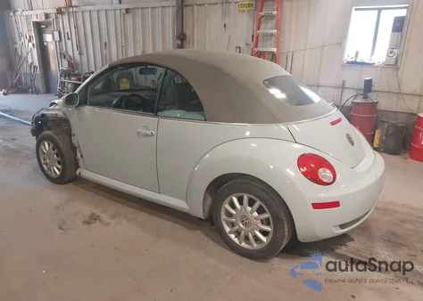 2006 Volkswagen New Beetle 2.5 from USA, damaged, VIN 3VWRG31Y06M320799
